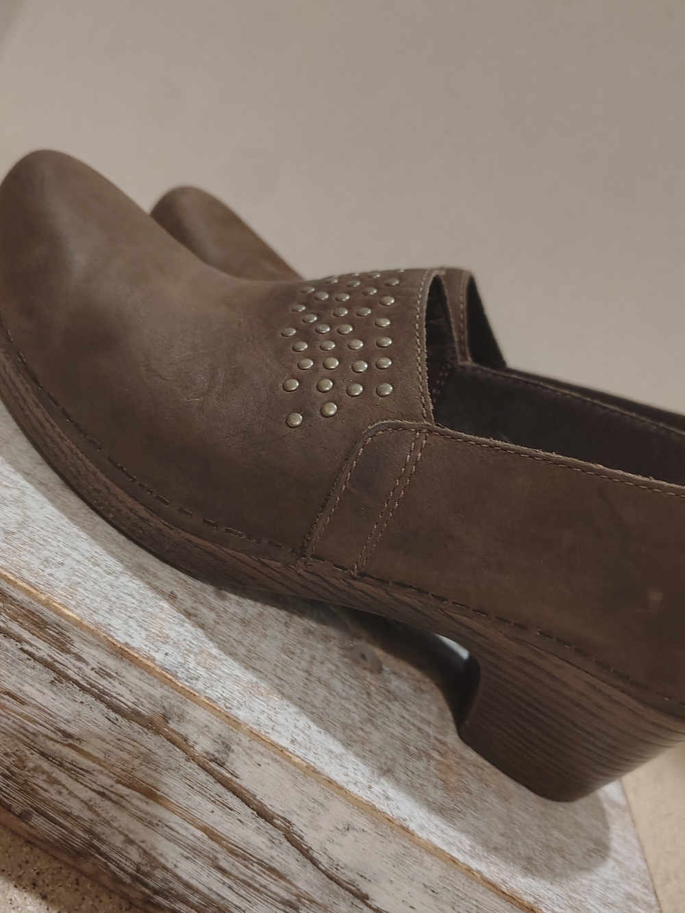 Dansko Studded Brown Leather Slip-On Mule Size 39